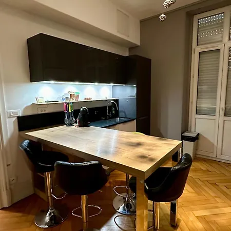 Appartement Avec Terrasse Et Parking Pour 4 Personnes