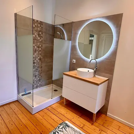 Avec Terrasse Et Parking Pour 4 Personnes Appartement