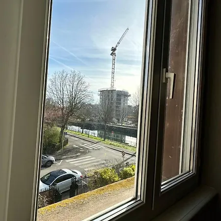 Avec Terrasse Et Parking Pour 4 Personnes *